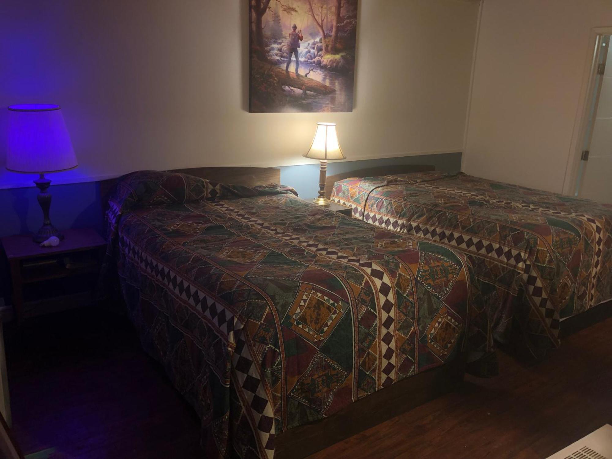 Superlodge Lloydminster Bagian luar foto